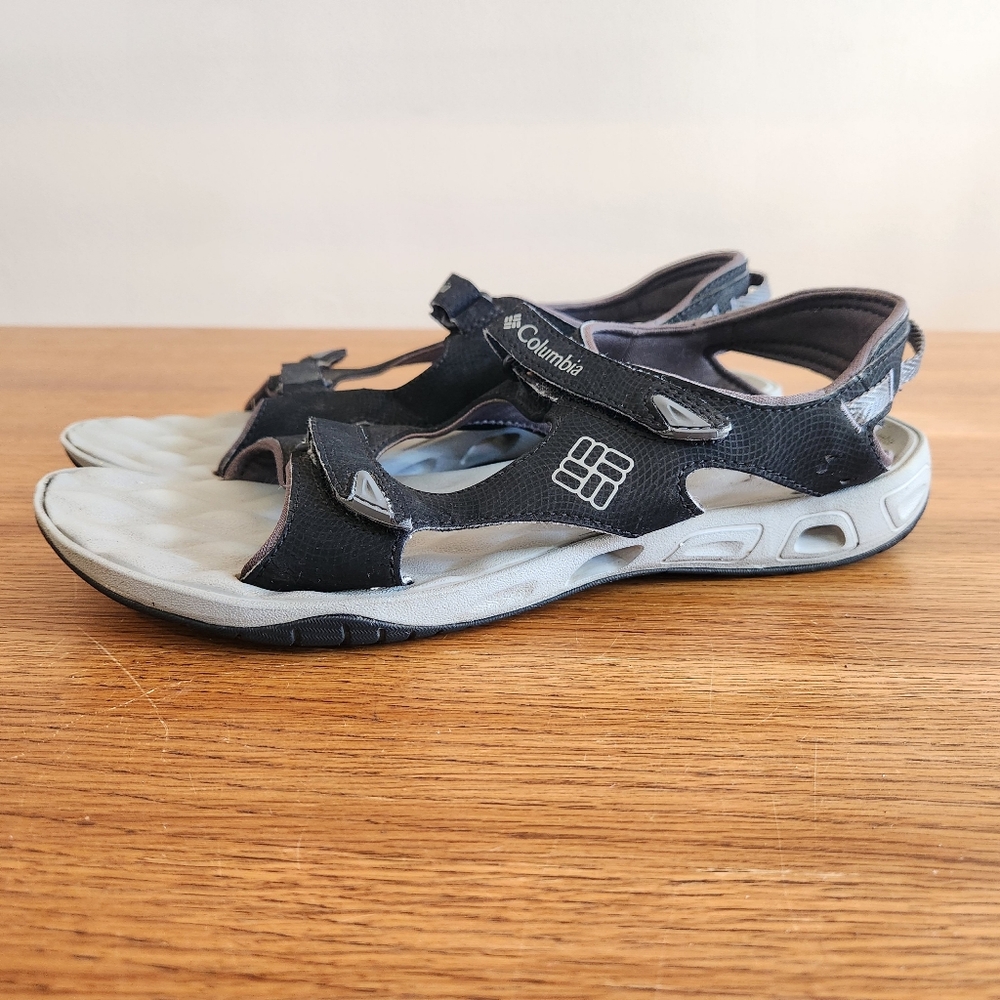 Columbia Women's Sunbreeze Vent Sandal in Black and Gray Size 11